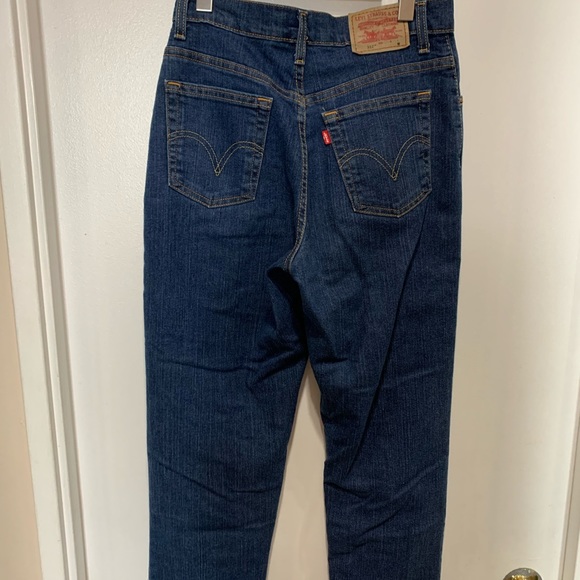 Levi’s high waisted jeans - Picture 4 of 7